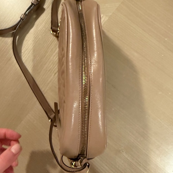 Gucci GG Marmont Small Camera Bag – Pale Pink / Taupe Quilted Leather - Picture 6 of 13